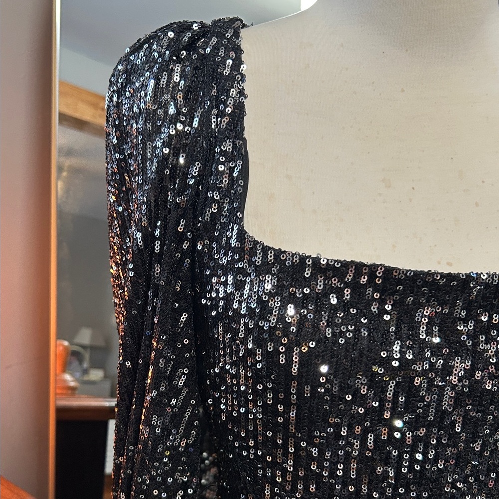 ✨ Zara Black Sequin Mini Dress – Size Small – NWT - Picture 2 of 8